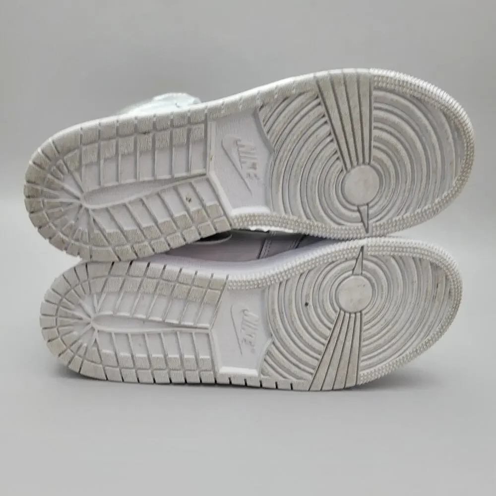 Size 5Y - Jordan 1 Retro High CO Japan Neutral Grey (GS)
